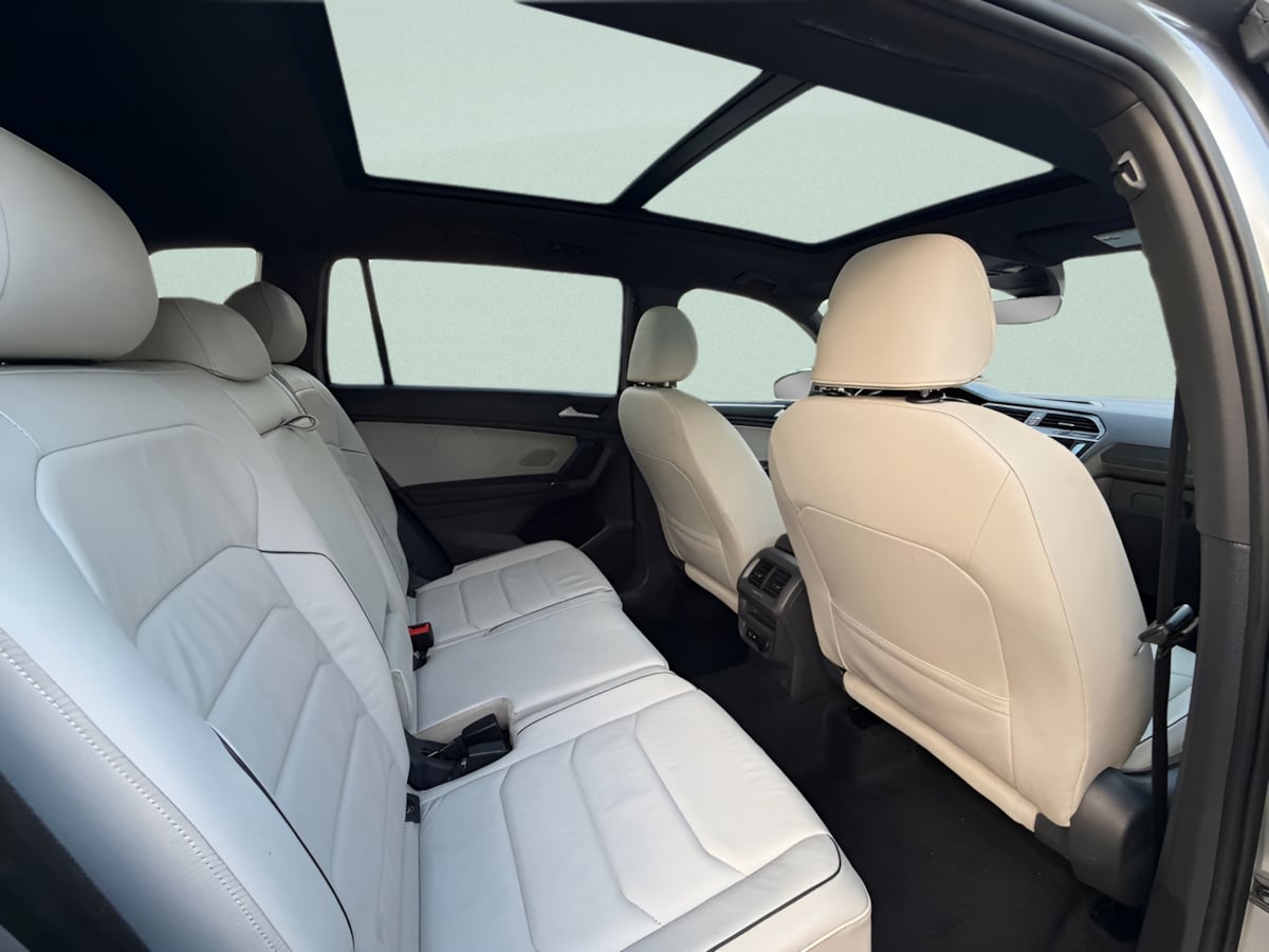 Photo 20 of this Volkswagen Tiguan