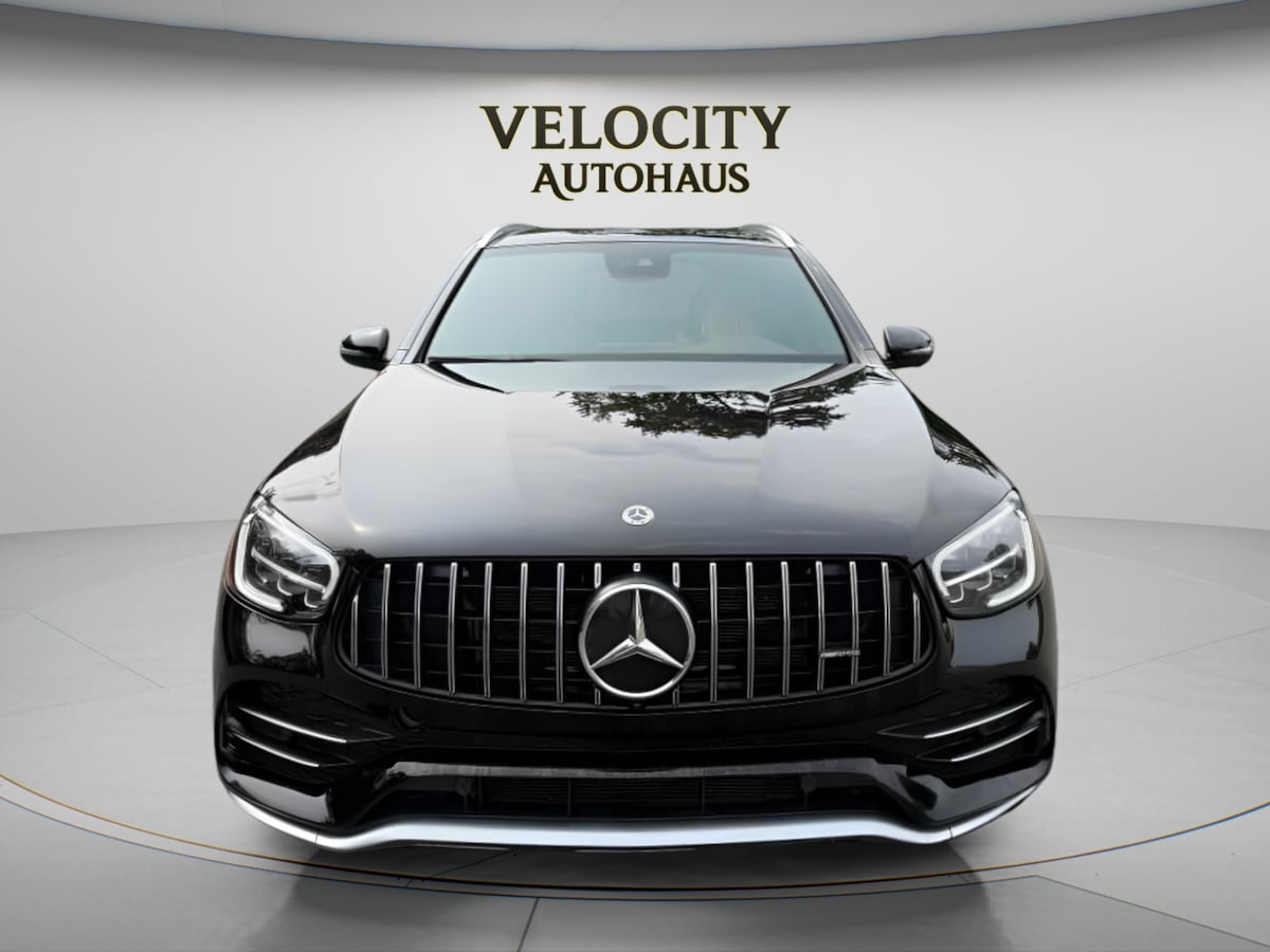 Photo 2 of this Mercedes-Benz AMG GLC 43