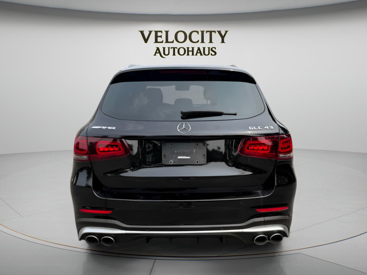Photo 6 of this Mercedes-Benz AMG GLC 43