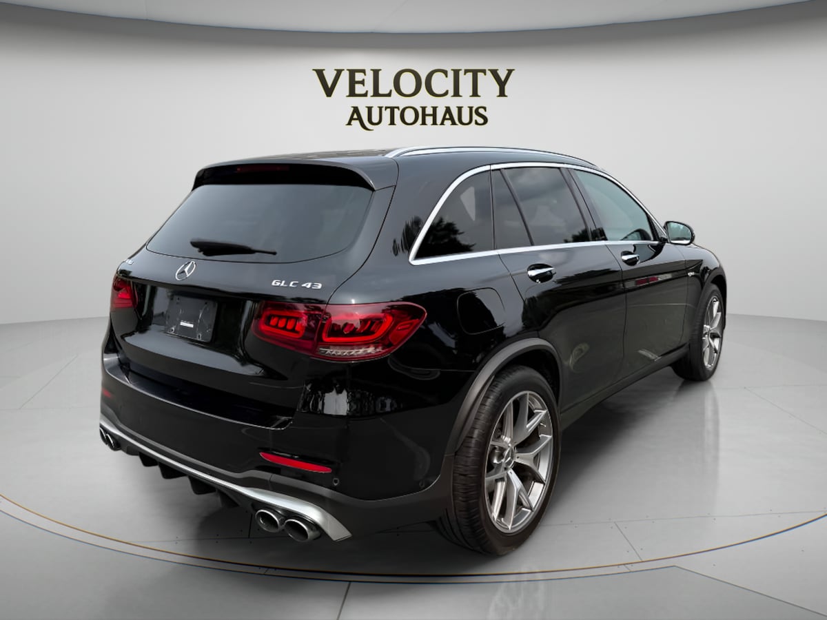 Photo 7 of this Mercedes-Benz AMG GLC 43