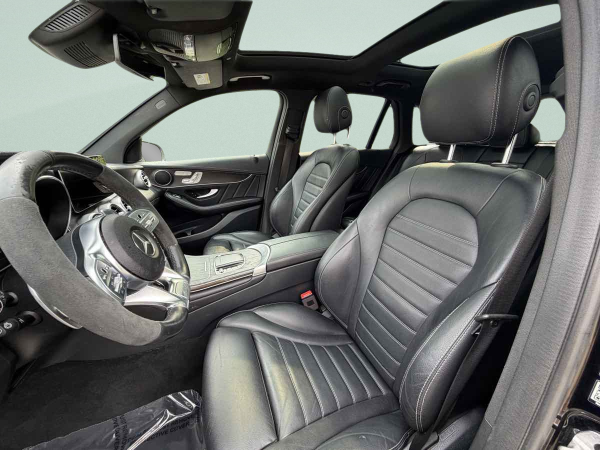 Photo 9 of this Mercedes-Benz AMG GLC 43