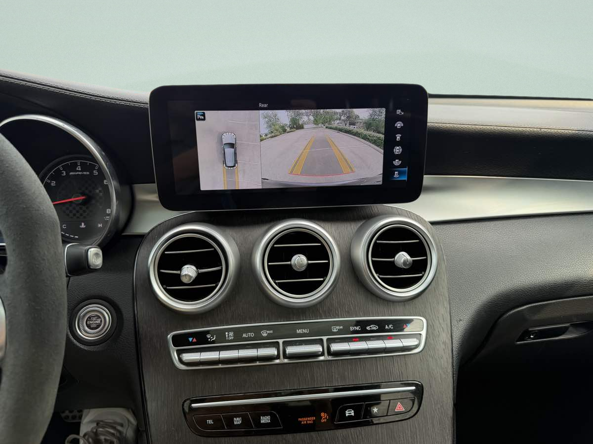 Photo 16 of this Mercedes-Benz AMG GLC 43