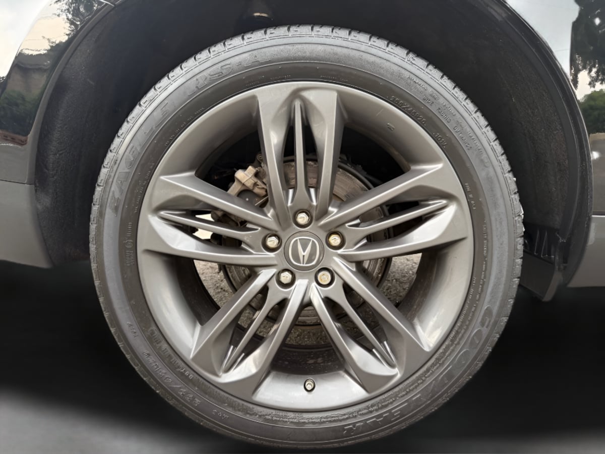 Photo 24 of this Acura RDX