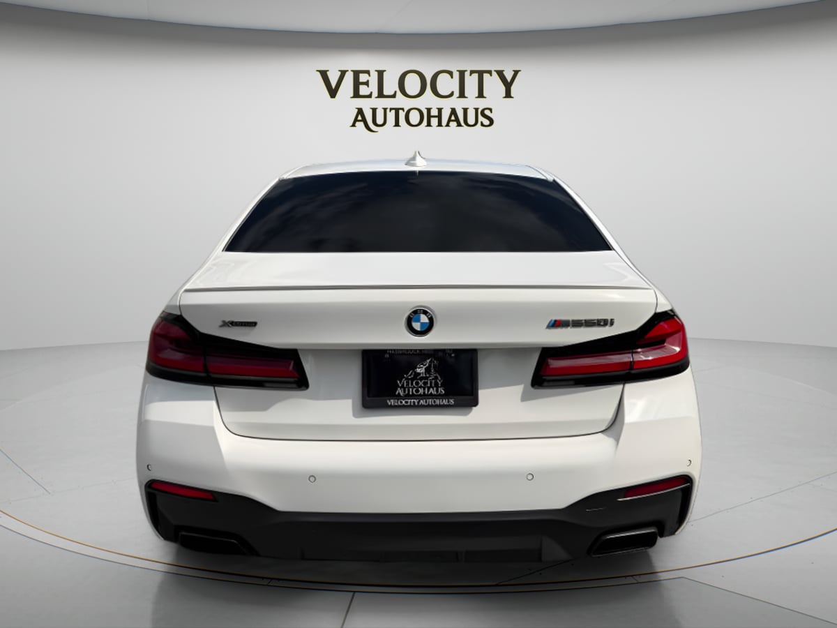Photo 6 of this BMW 5 Series