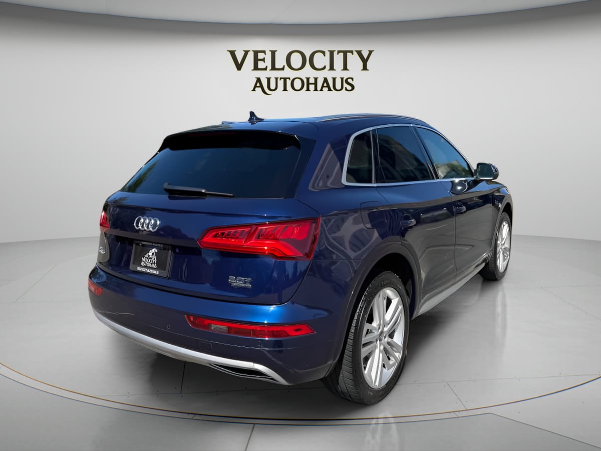 Photo 7 of this Audi Q5