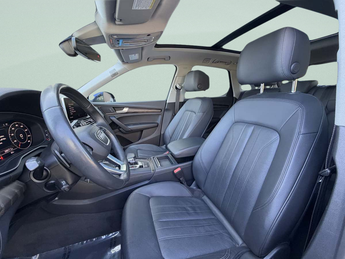 Photo 8 of this Audi Q5