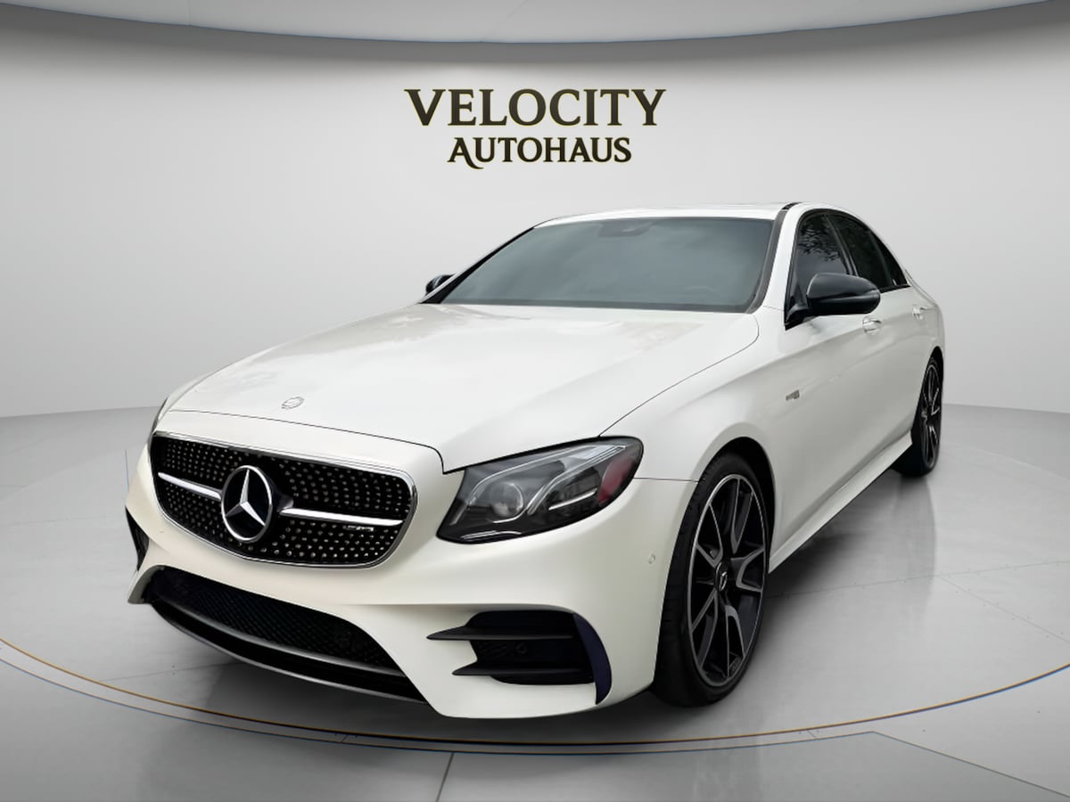 Photo 3 of this Mercedes-Benz AMG E 43