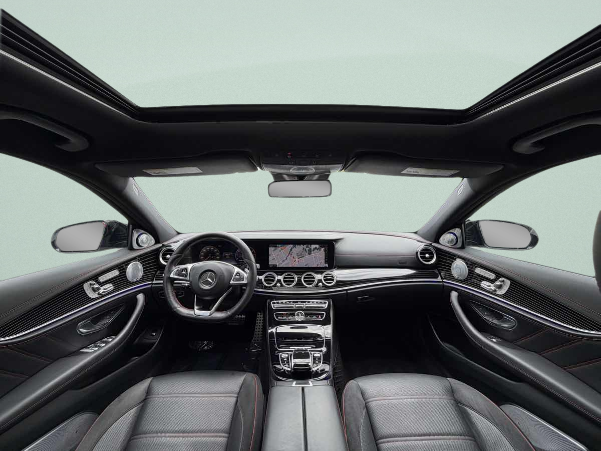 Photo 15 of this Mercedes-Benz AMG E 43