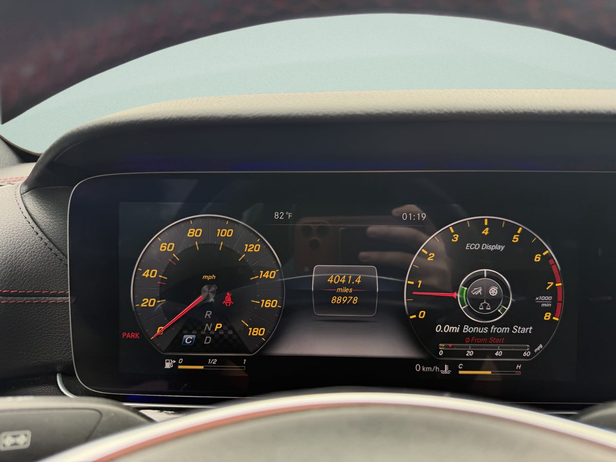Photo 20 of this Mercedes-Benz AMG E 43