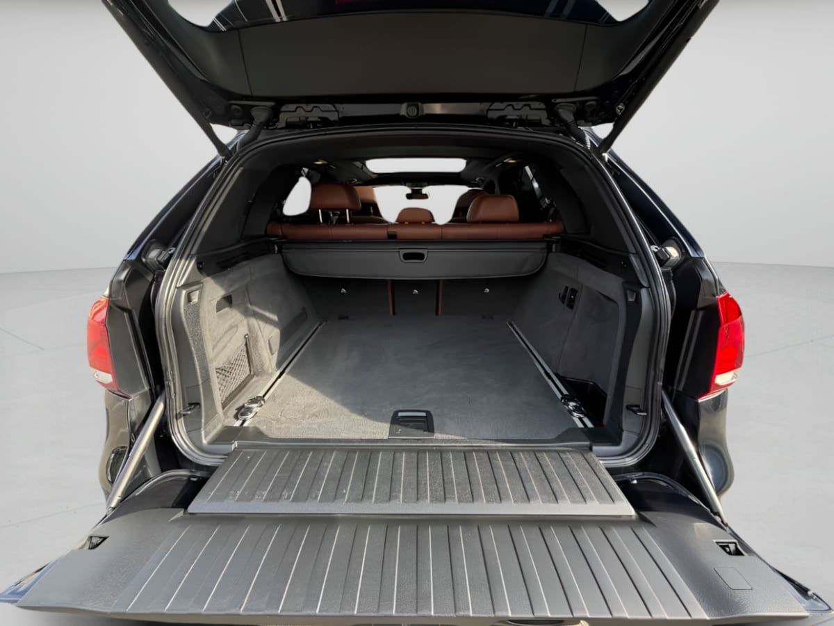 Photo 28 of this BMW X5