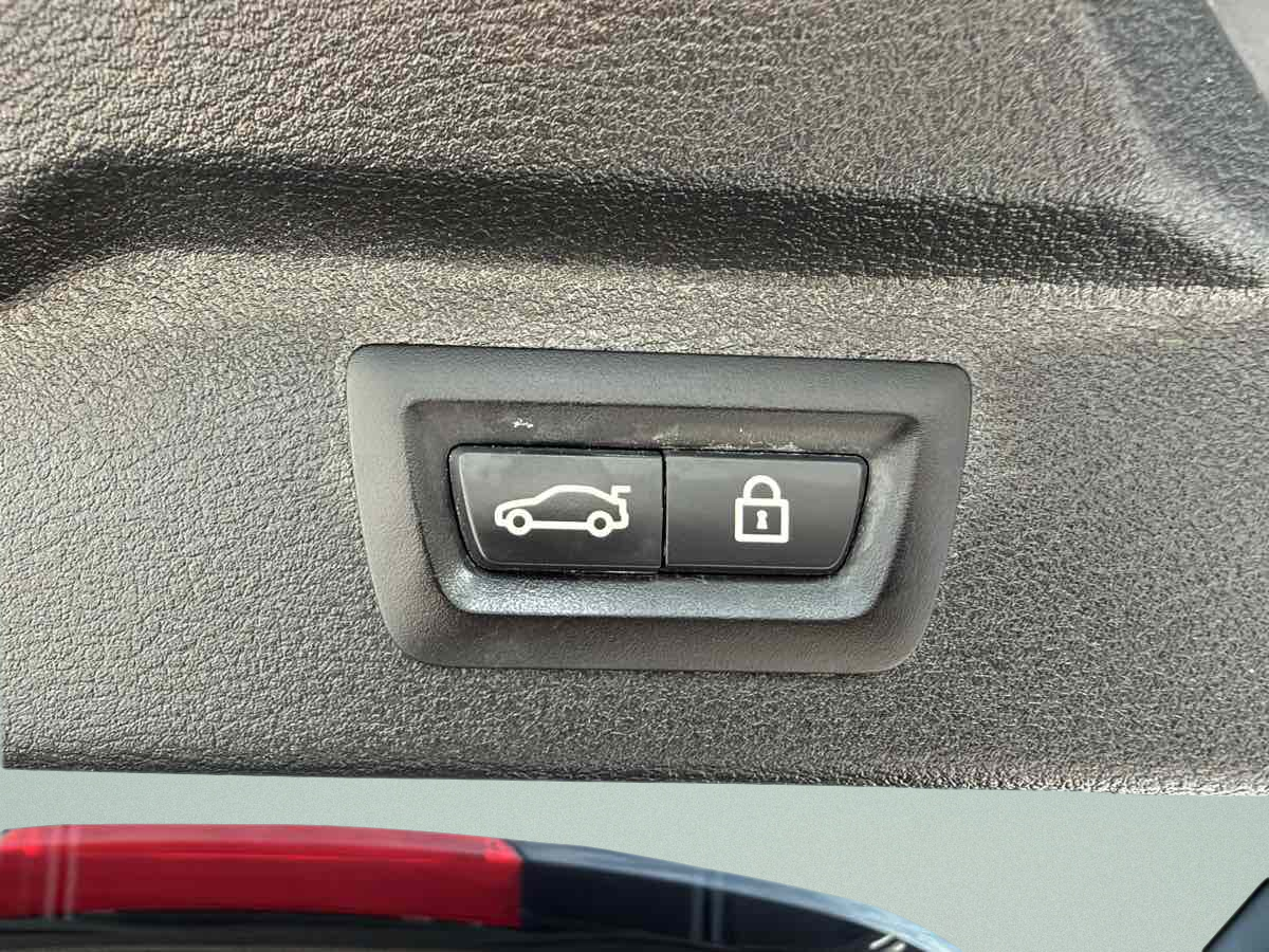 Photo 29 of this BMW X5