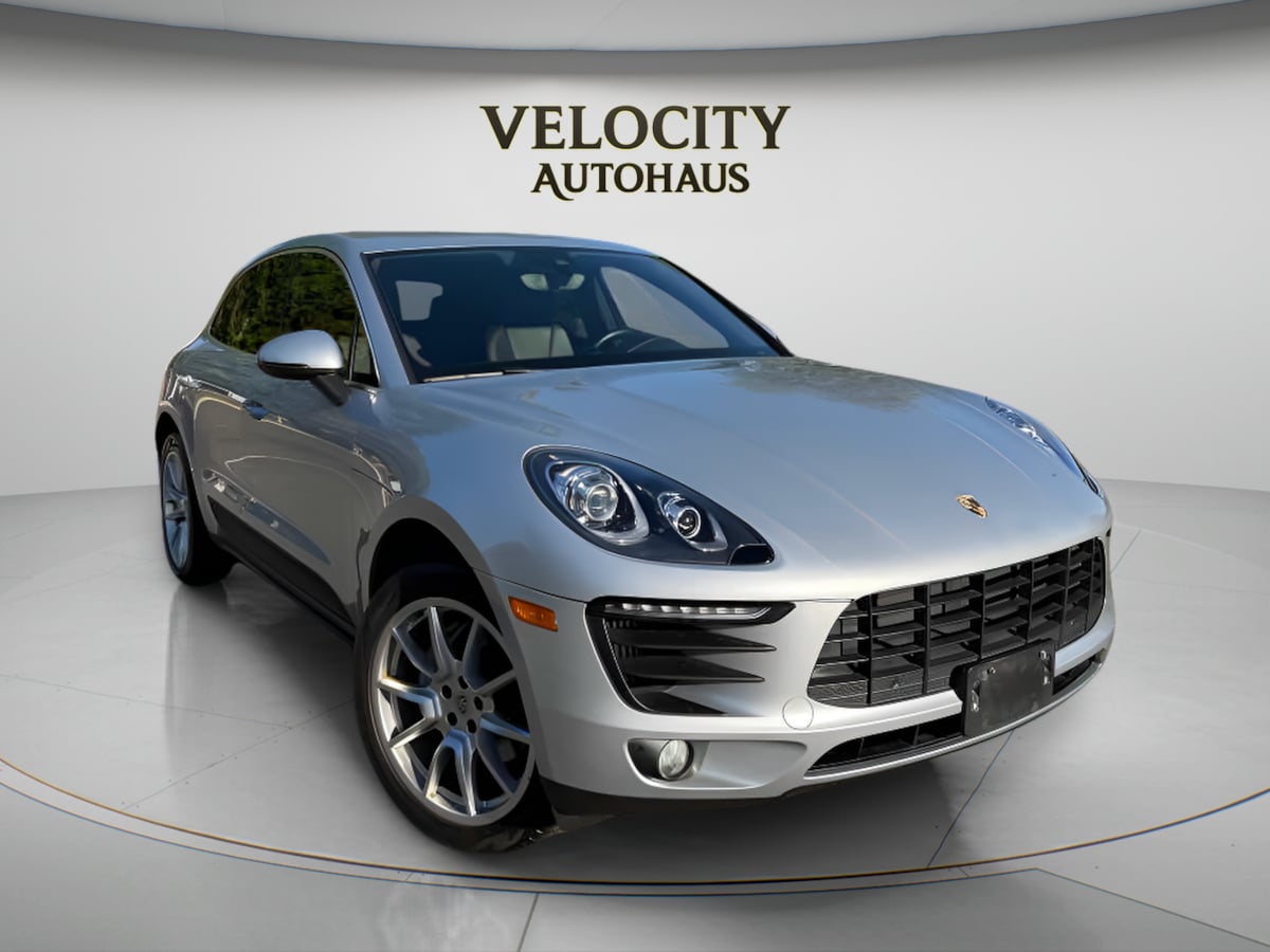 Rhodium Silver Metallic 2018 Porsche Macan SUV / Crossover All-Wheel Drive Automatic