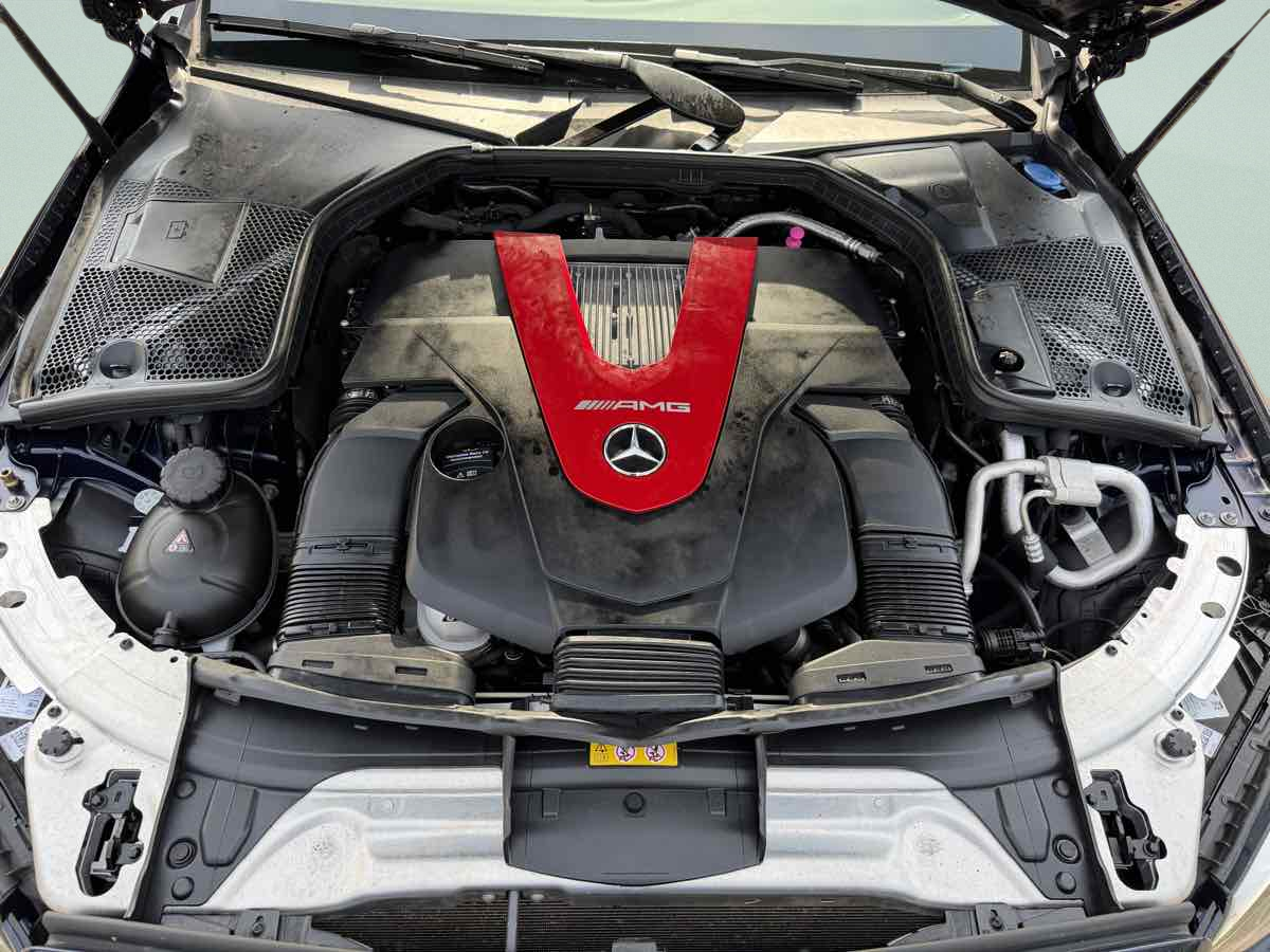 Photo 8 of this Mercedes-Benz AMG C 43