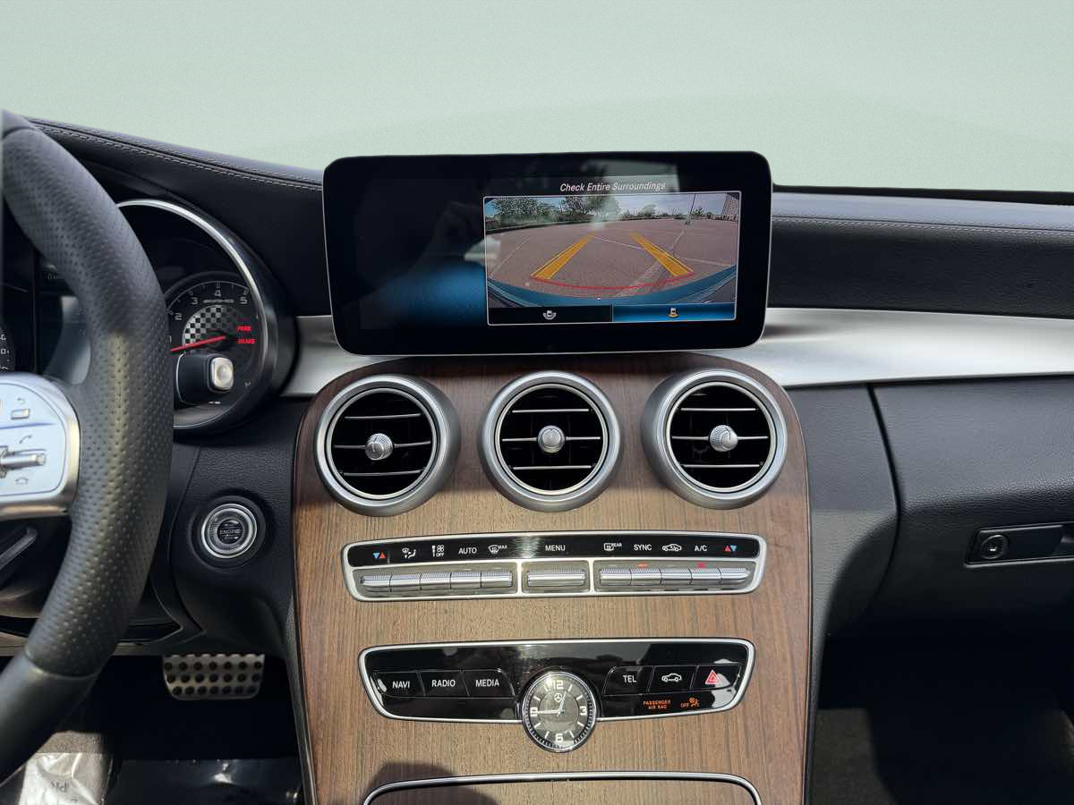 Photo 14 of this Mercedes-Benz AMG C 43