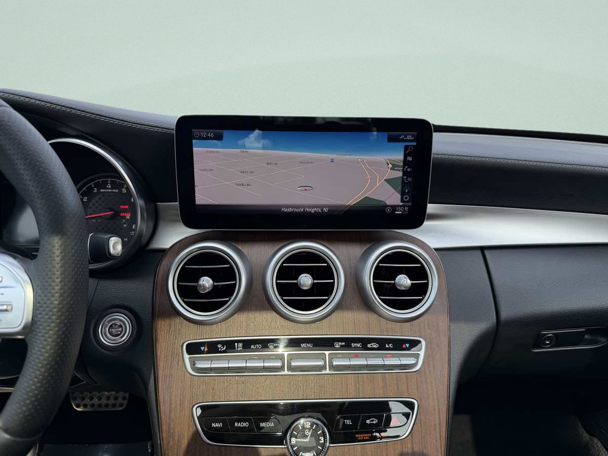 Photo 15 of this Mercedes-Benz AMG C 43