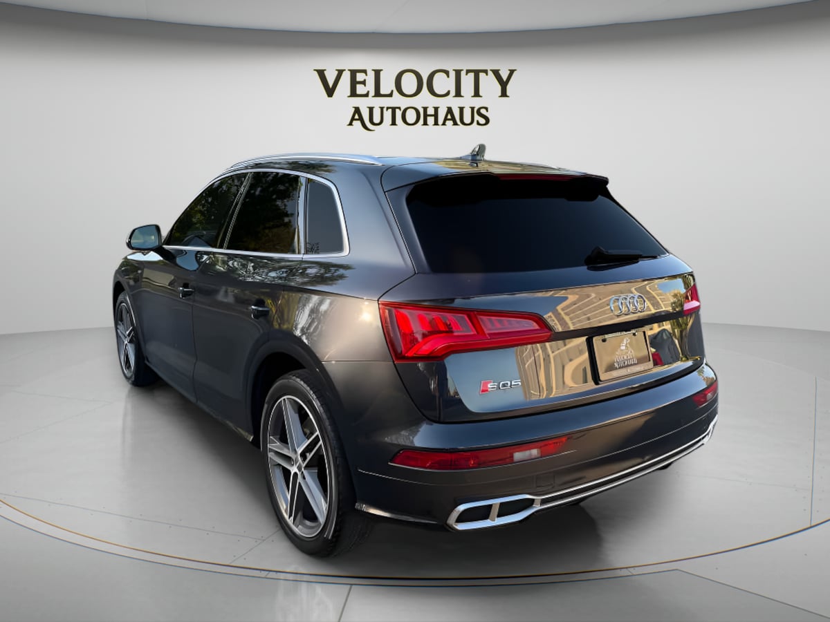 Photo 5 of this Audi SQ5