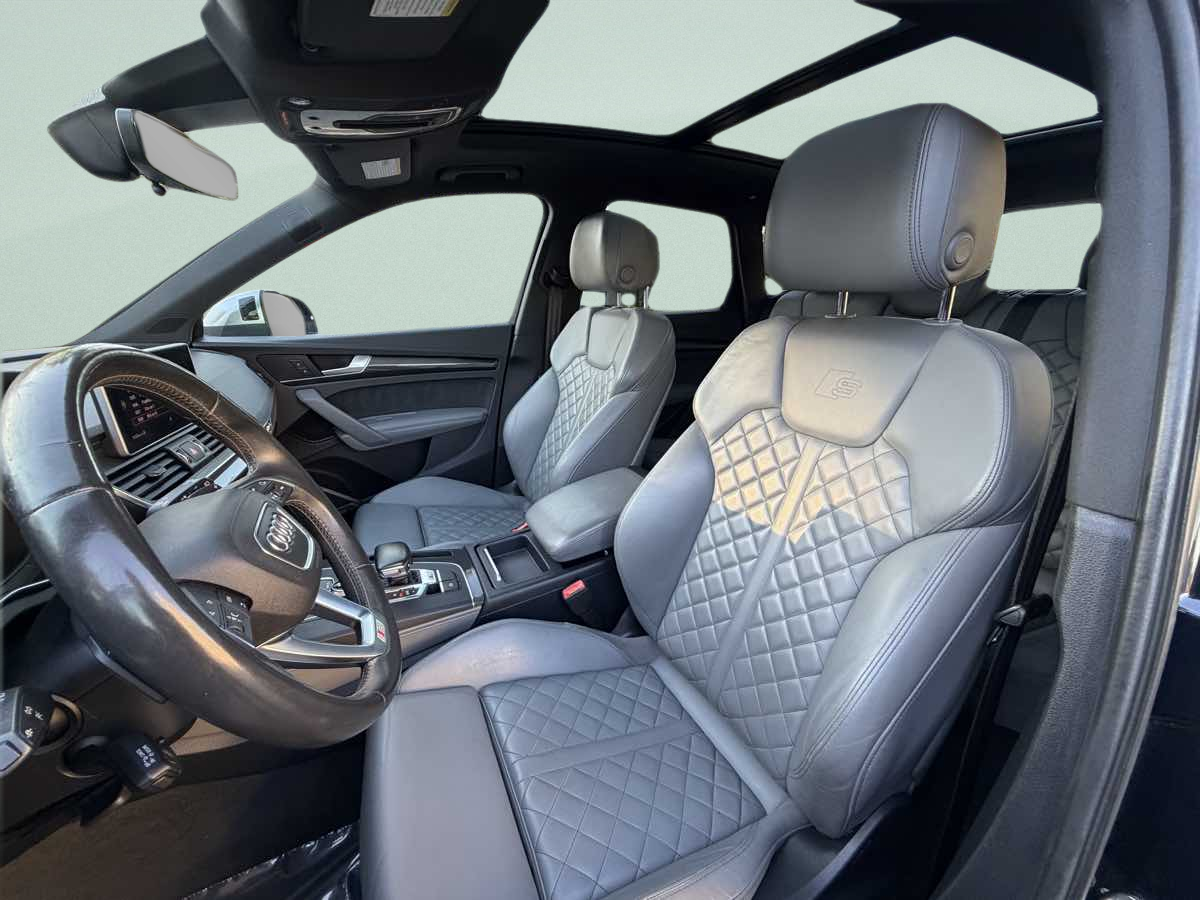Photo 9 of this Audi SQ5