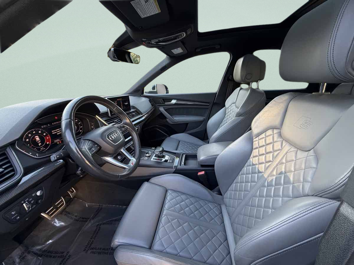 Photo 10 of this Audi SQ5