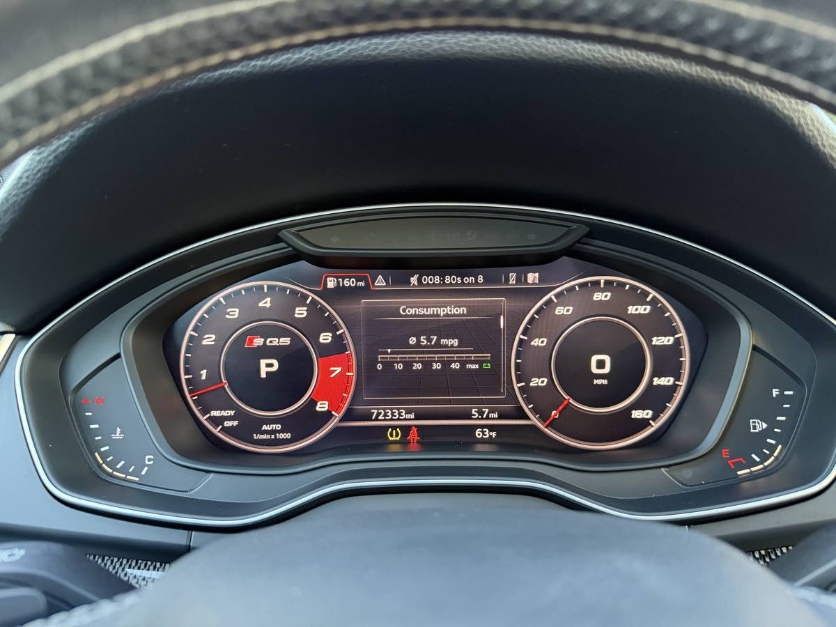 Photo 21 of this Audi SQ5