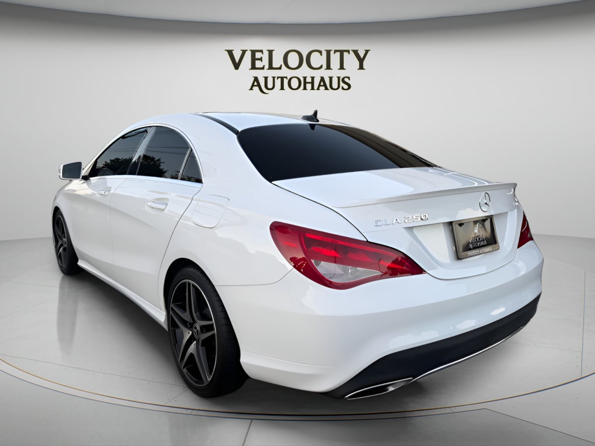 Photo 5 of this Mercedes-Benz CLA 250
