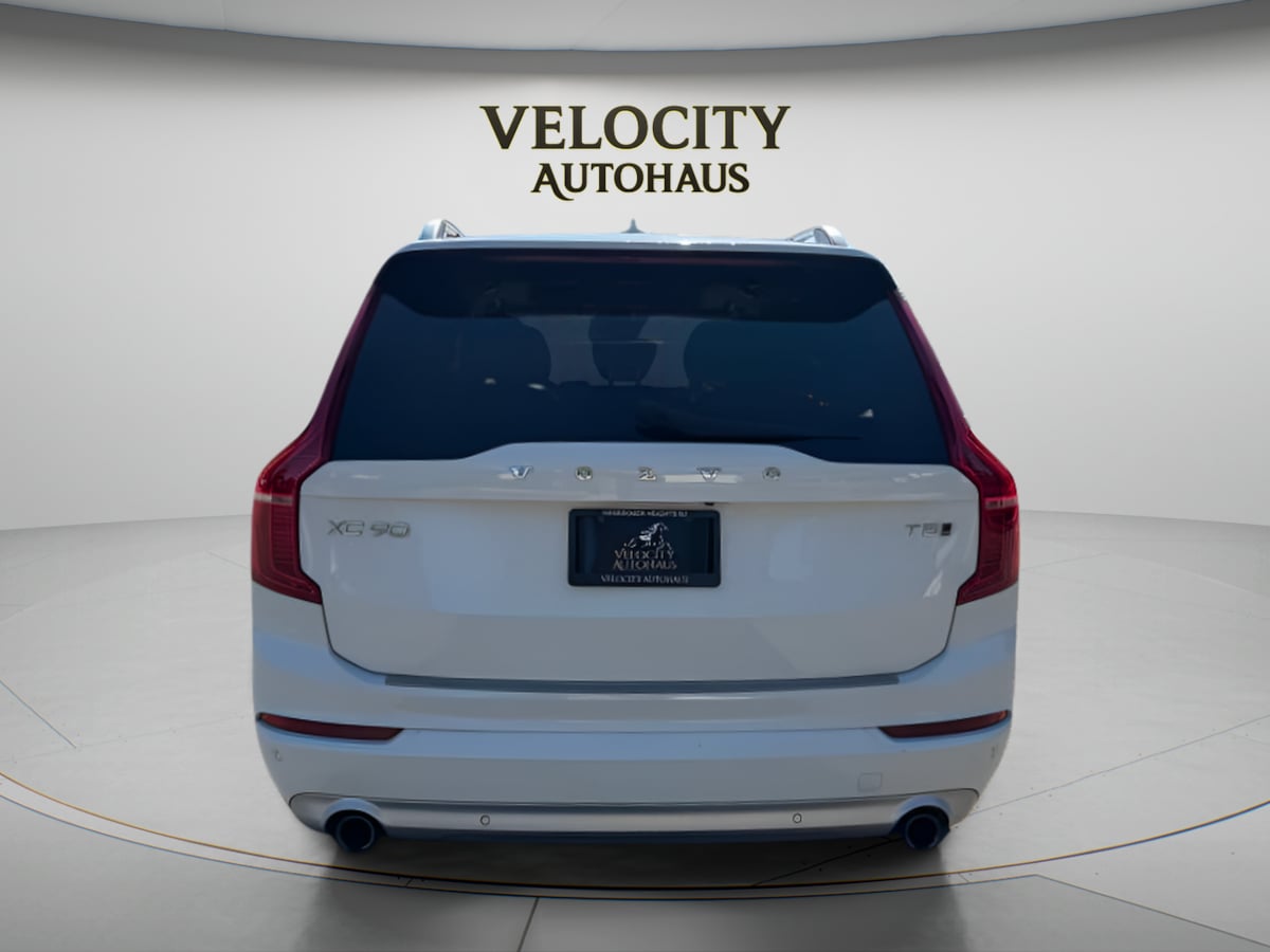 Photo 6 of this Volvo XC90