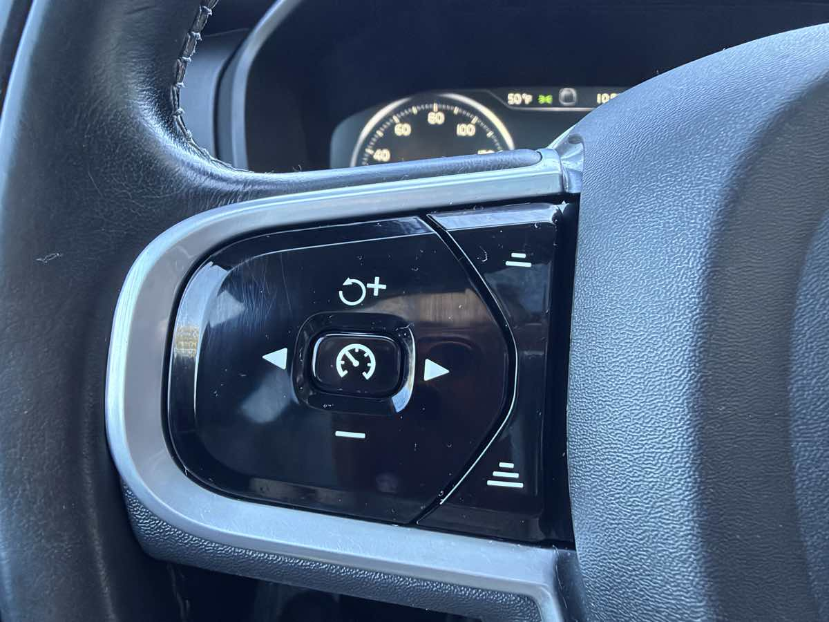Photo 16 of this Volvo XC90