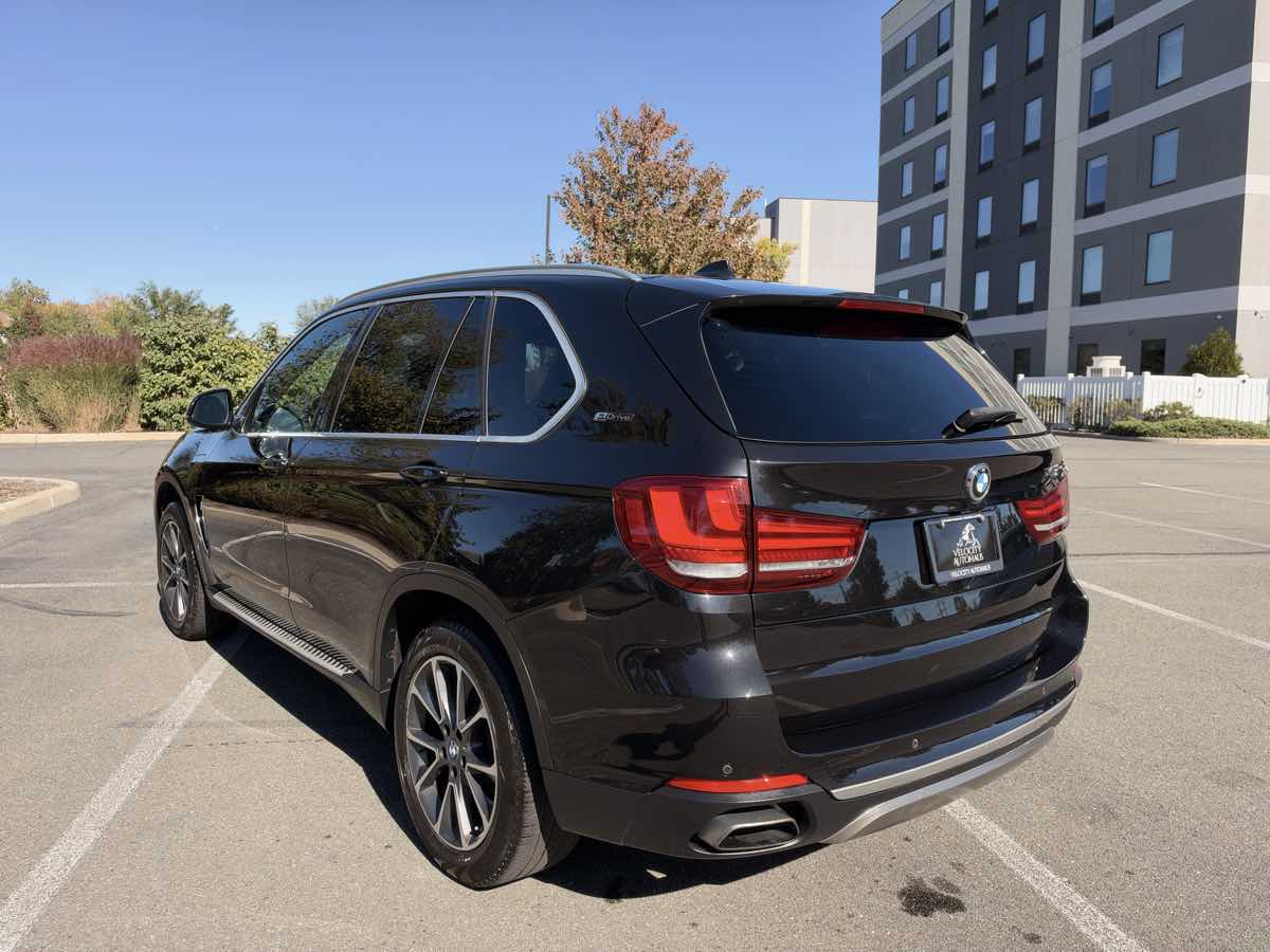 Photo 5 of this BMW X5
