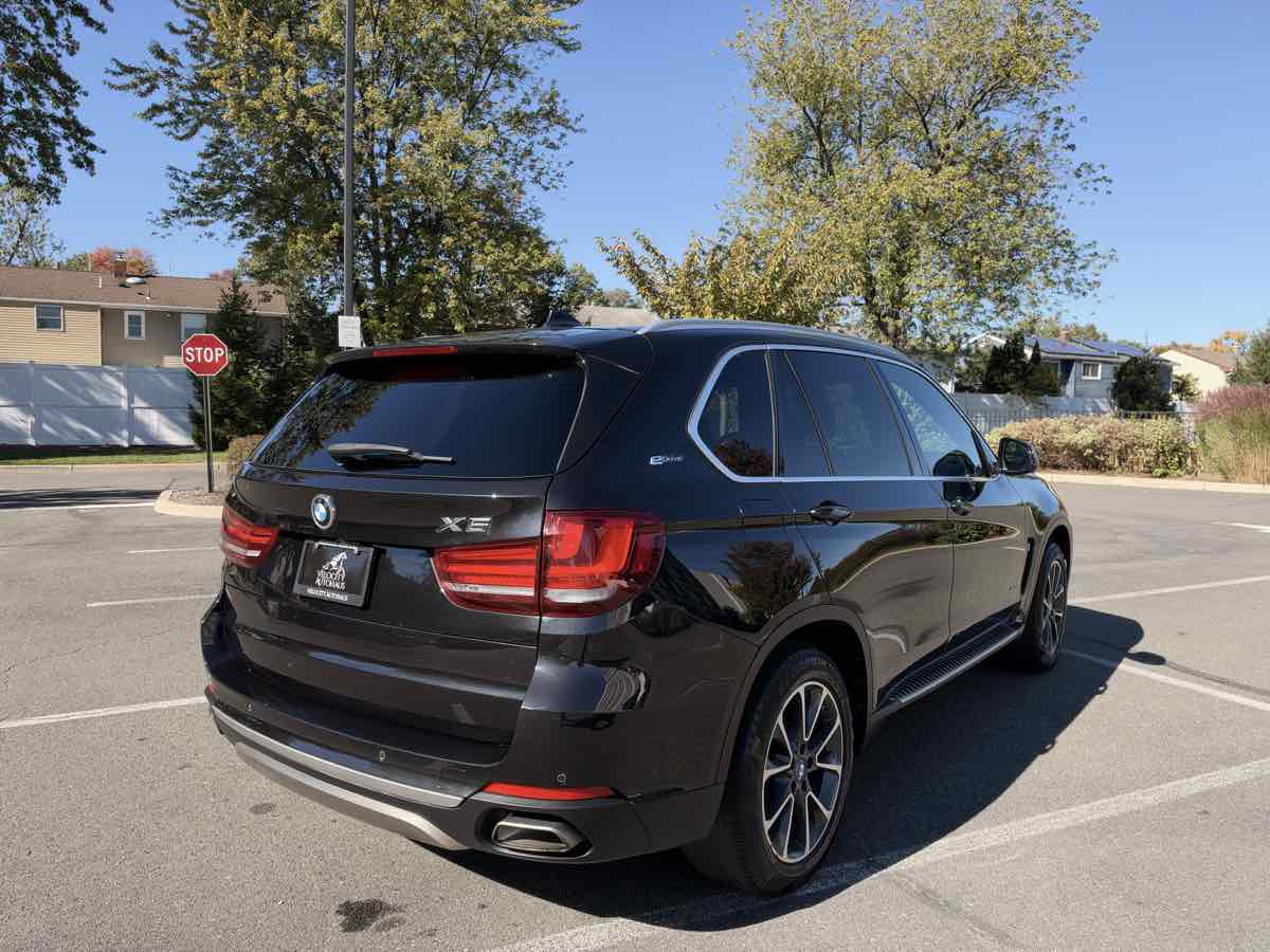 Photo 7 of this BMW X5