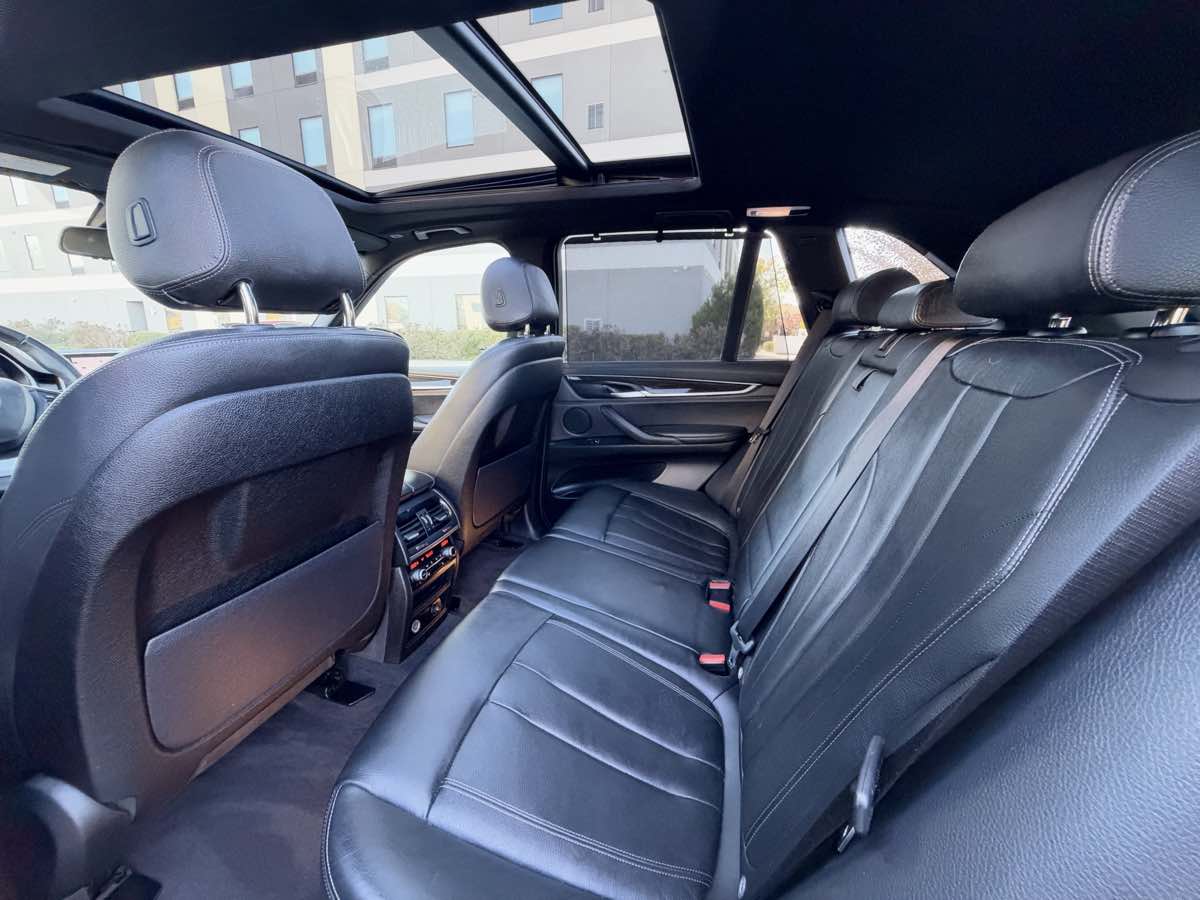 Photo 17 of this BMW X5