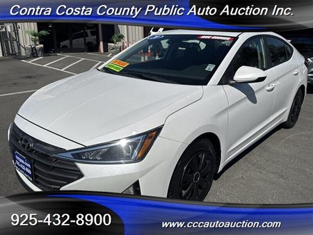 2020 Hyundai Elantra SE