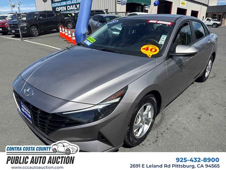 2023 Hyundai Elantra SE