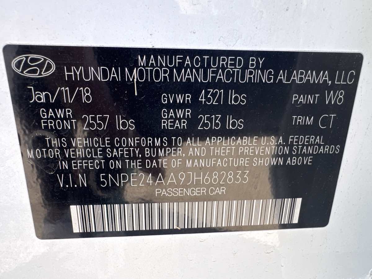 Photo 30 of this Hyundai Sonata