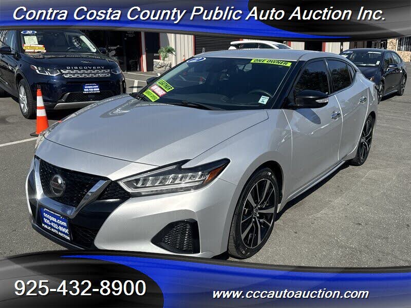 2022 Nissan Maxima SV