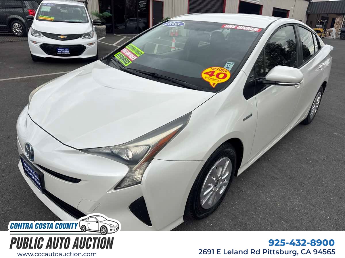 2016 Toyota Prius Two