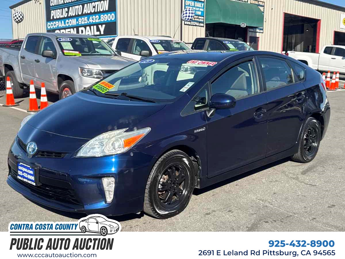 2013 Toyota Prius Two