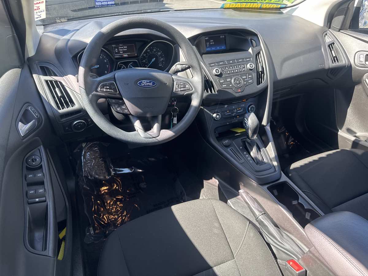 Photo 2 of this Ford Focus
