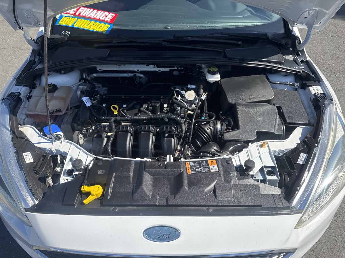 Photo 29 of this Ford Focus