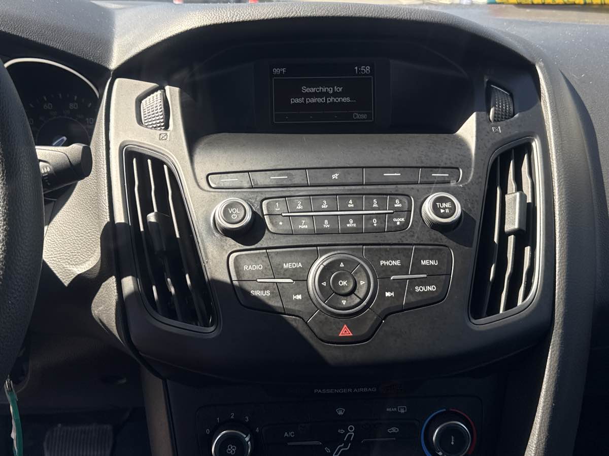 Photo 10 of this Ford Focus