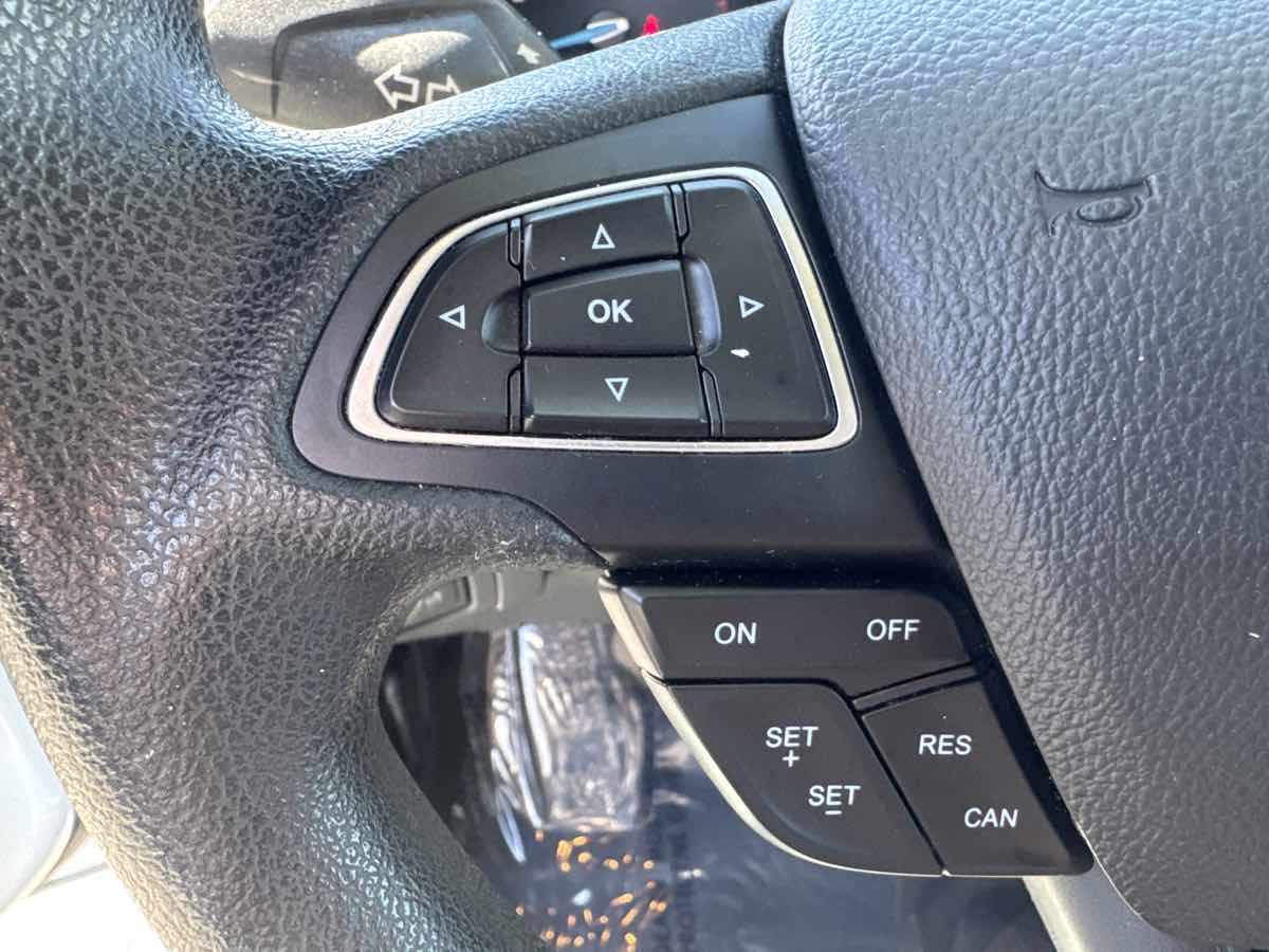 Photo 13 of this Ford Focus