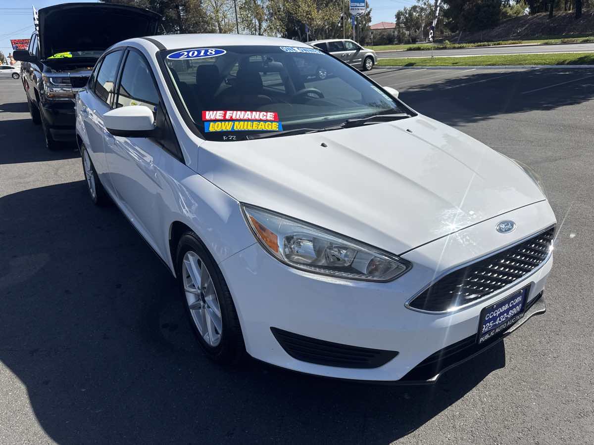Photo 27 of this Ford Focus