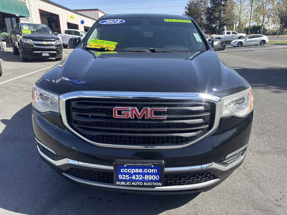 Photo 28 of this GMC Acadia