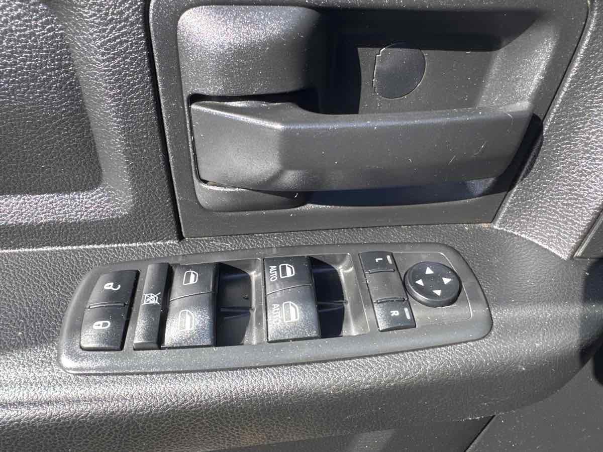 Photo 14 of this Ram 2500