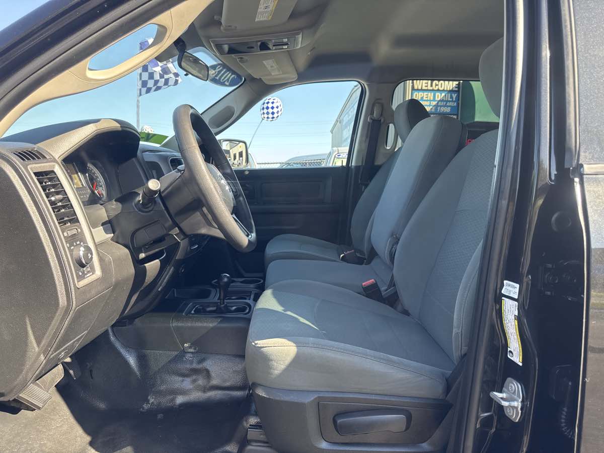 Photo 3 of this Ram 2500
