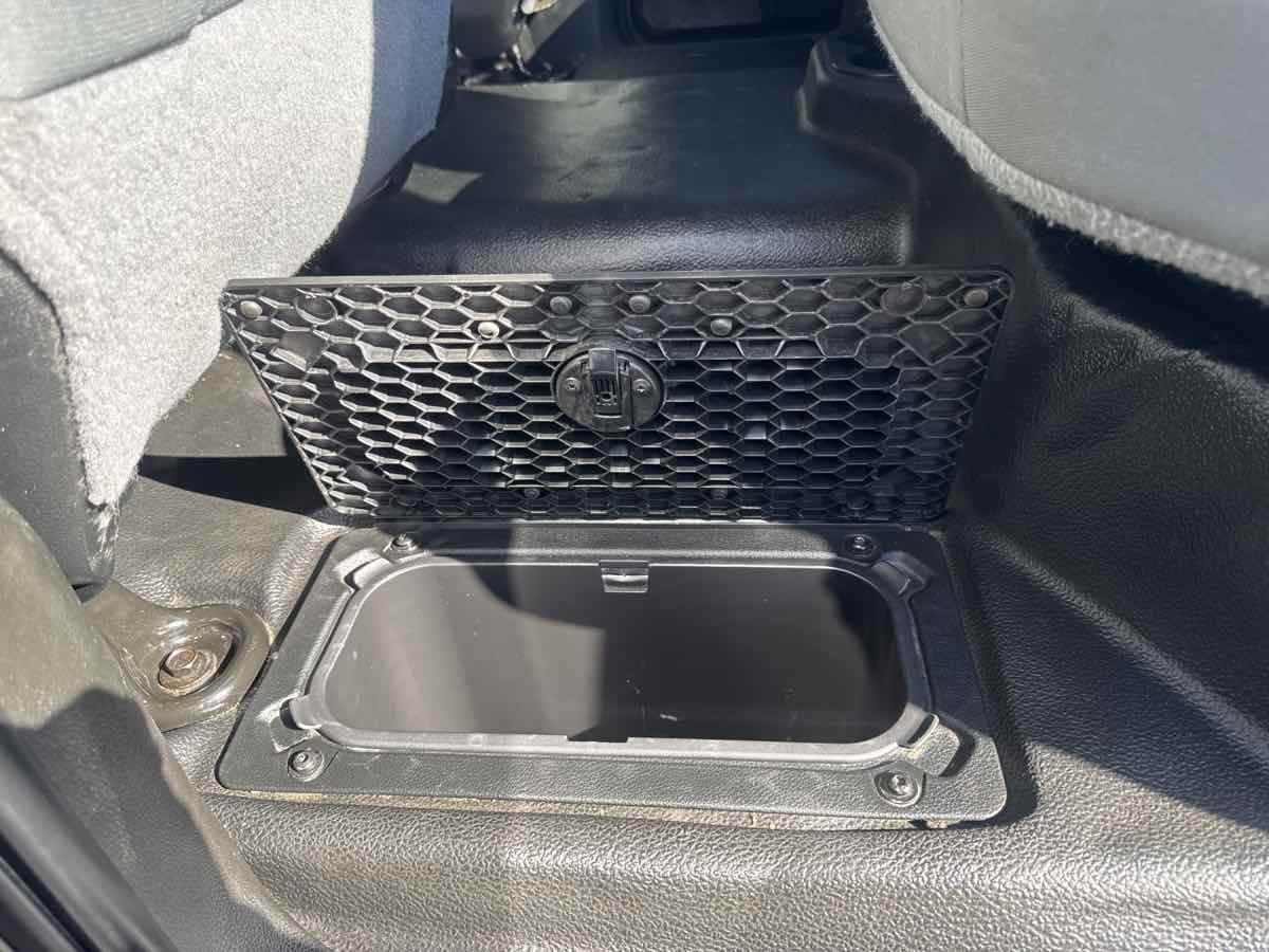 Photo 17 of this Ram 2500