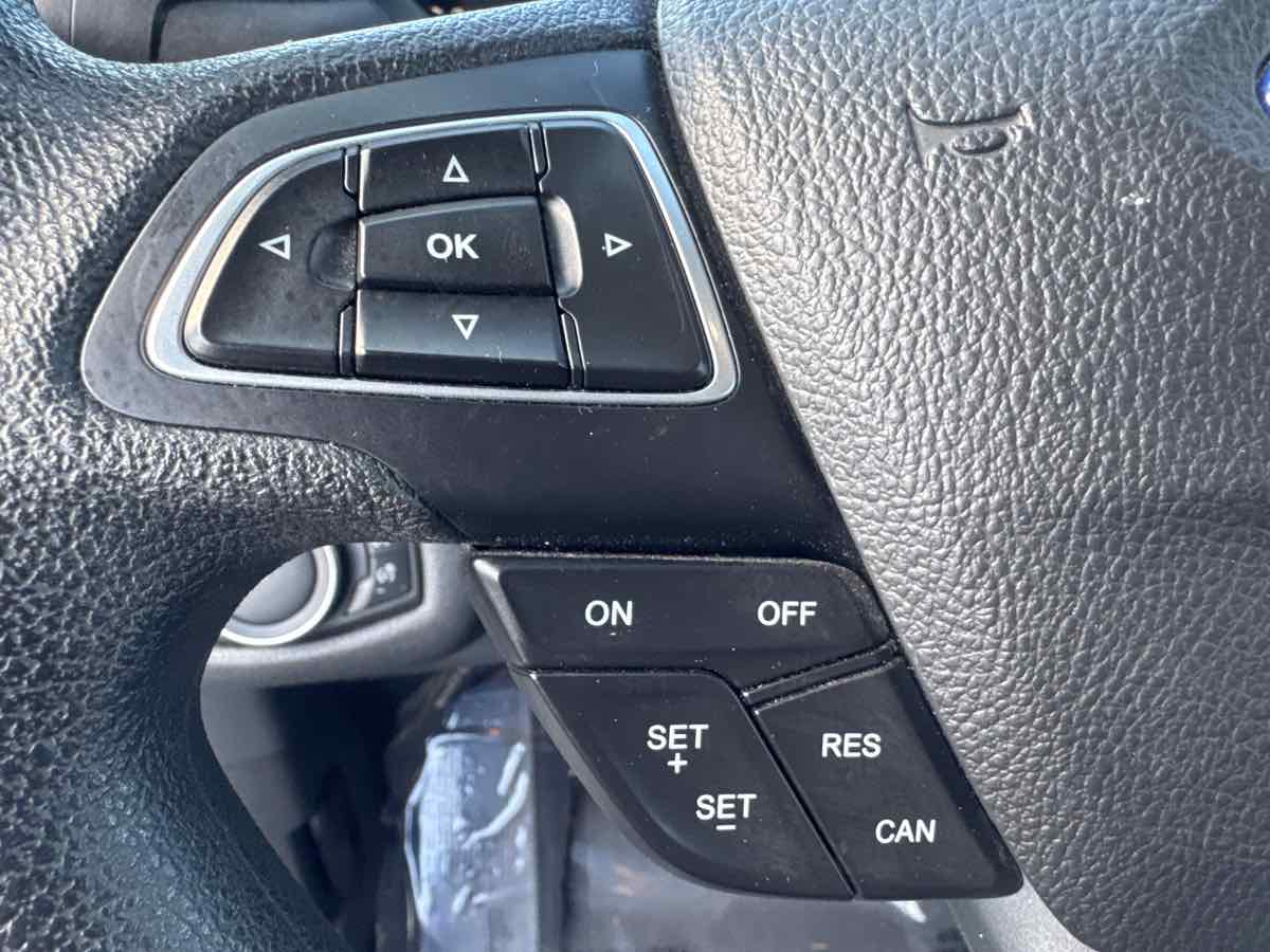 Photo 5 of this Ford Escape