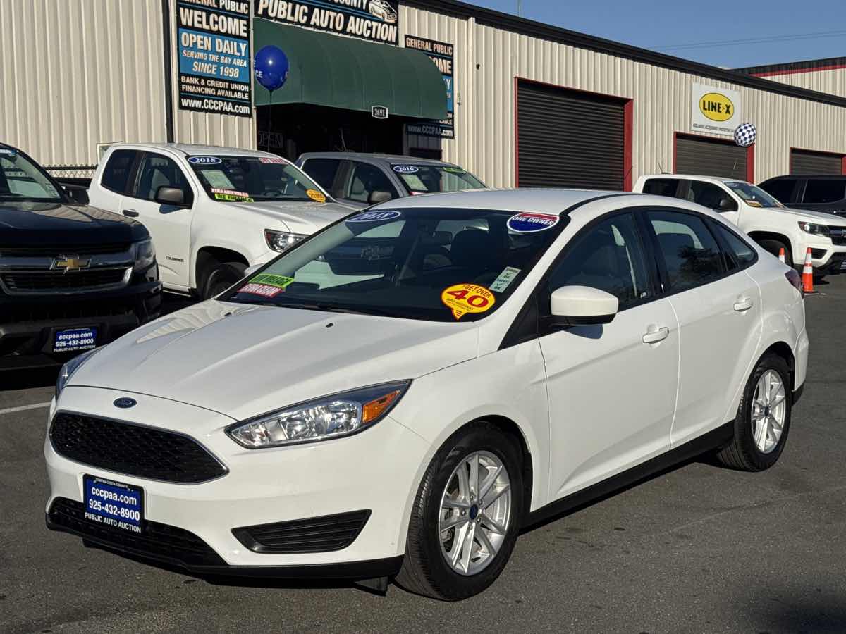 Photo 29 of this Ford Focus