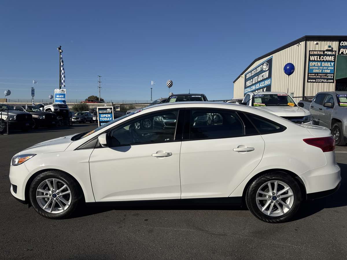 Photo 12 of this Ford Focus