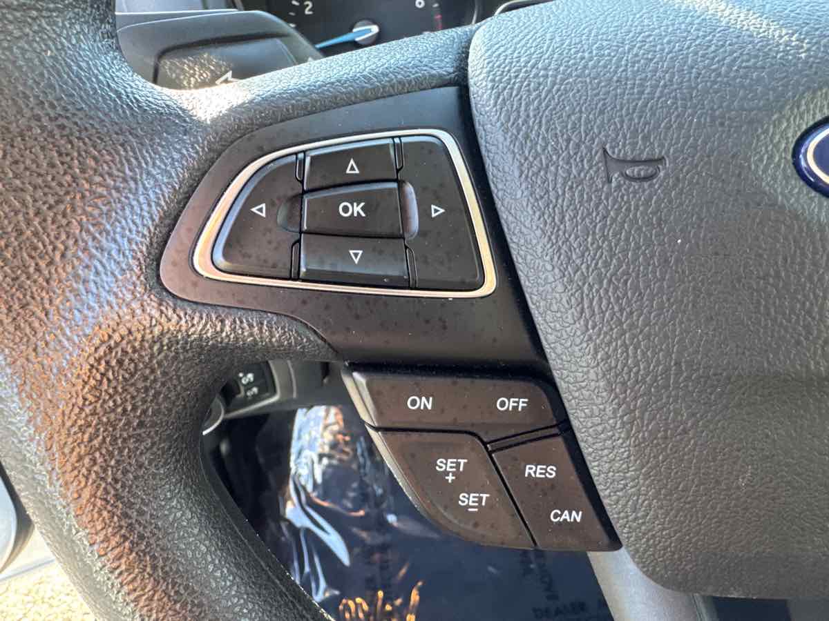 Photo 5 of this Ford Focus