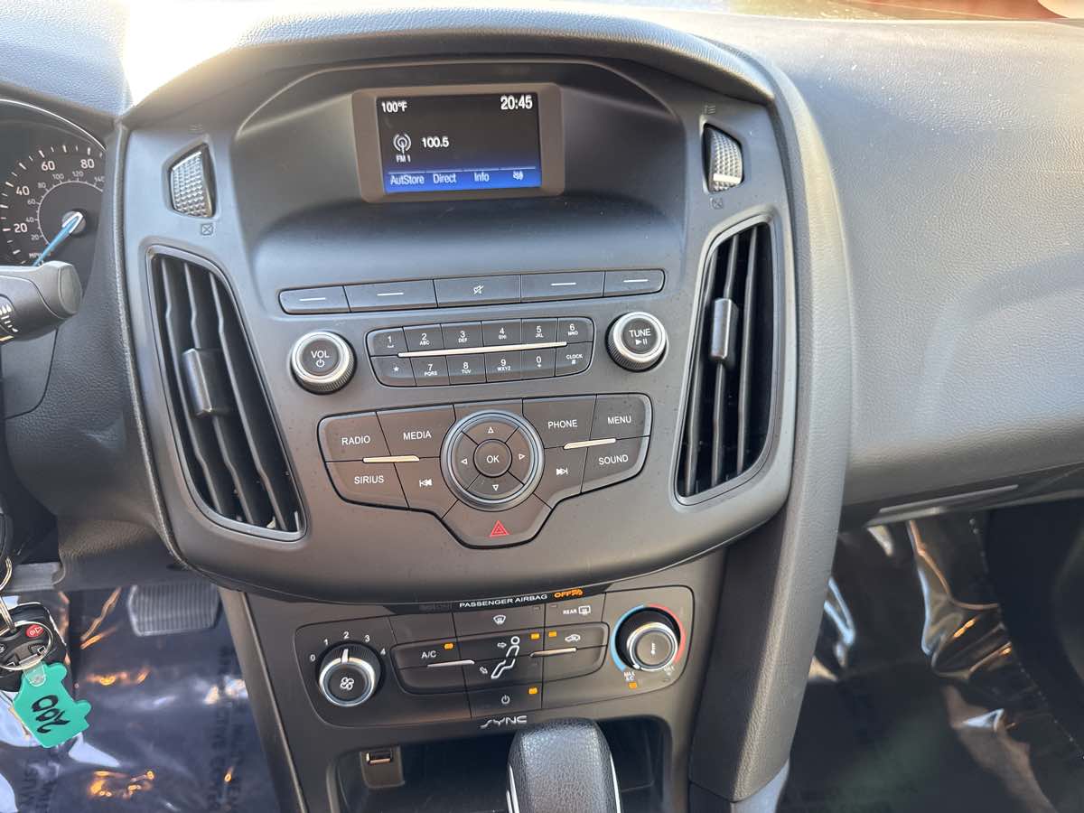 Photo 9 of this Ford Focus
