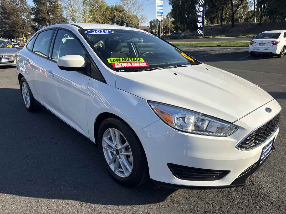 Photo 24 of this Ford Focus
